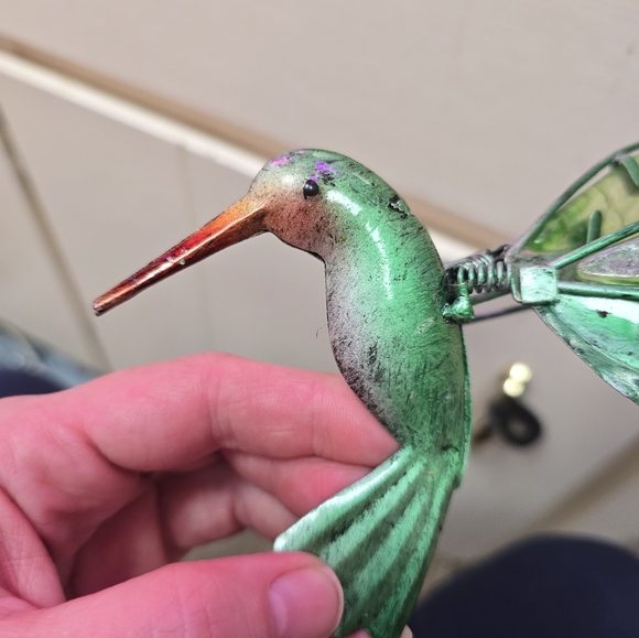 Hummingbird Plant Decoration - Picture 4 of 7